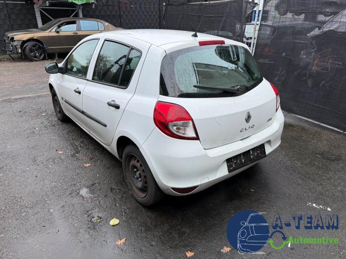 Renault Clio III 1.2 16V 75 Sloopvoertuig (2009, Wit)
