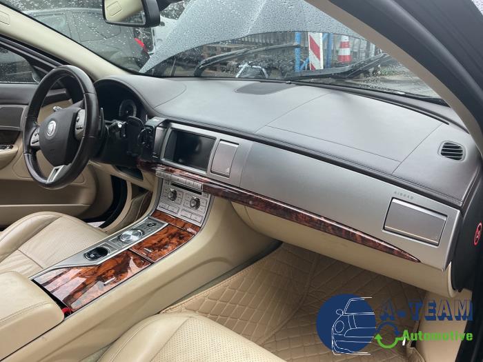 Jaguar XF 3.0 V6 24V Sloopvoertuig (2009, Zwart)