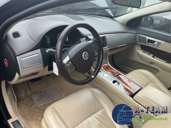 Jaguar XF 3.0 V6 24V Sloopvoertuig (2009, Zwart)