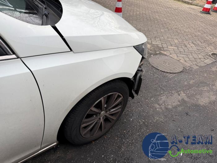 Peugeot 308 SW 1.2 12V e-THP PureTech 130 Sloopvoertuig (2017, Wit)