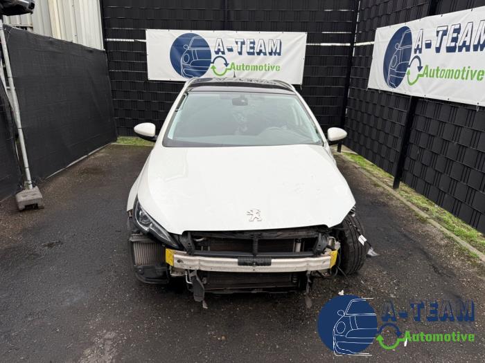 Peugeot 308 SW 1.2 12V e-THP PureTech 130 Sloopvoertuig (2017, Wit)