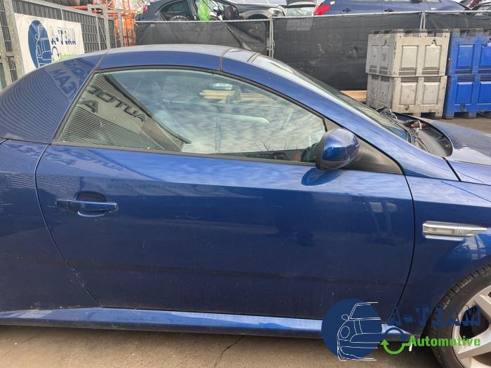 Opel Tigra Twin Top 1.4 16V Sloopvoertuig (2004, Blauw)