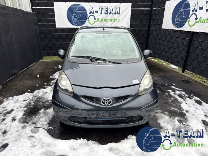 Toyota Aygo 1.0 12V VVT-i Sloopvoertuig (2008, Grijs)