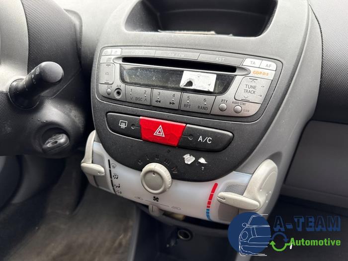 Toyota Aygo 1.0 12V VVT-i Sloopvoertuig (2008, Grijs)