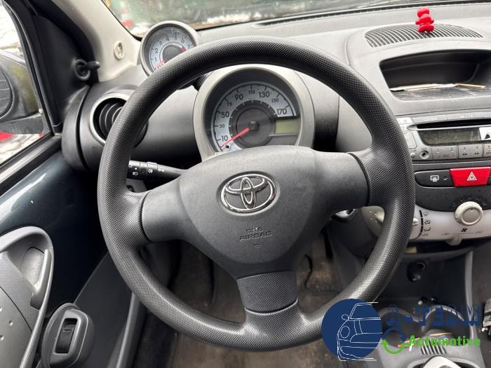 Toyota Aygo 1.0 12V VVT-i Sloopvoertuig (2008, Grijs)