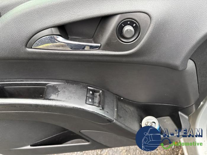 Opel Meriva 1.4 16V Ecotec Sloopvoertuig (2012, Grijs)