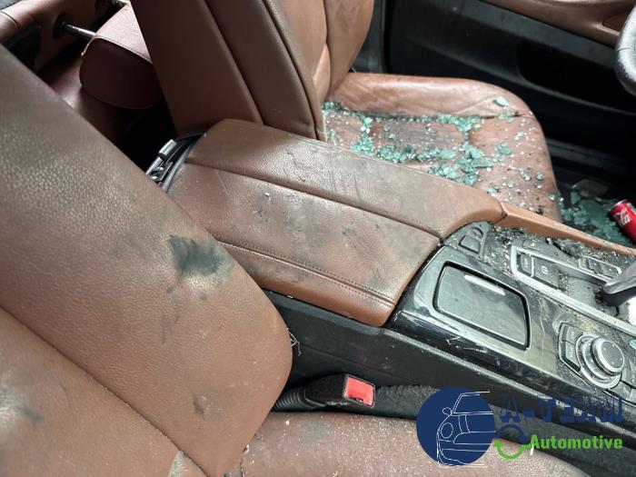 BMW 5 serie Touring 520i 16V Sloopvoertuig (2013, Grijs)