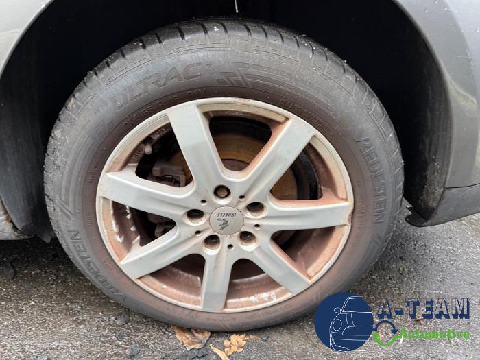 Volkswagen Touran 1.4 16V TSI 140 Sloopvoertuig (2010, Grijs)