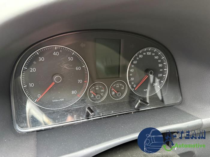 Volkswagen Touran 1.4 16V TSI 140 Sloopvoertuig (2010, Grijs)