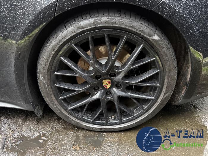 Porsche Panamera Sport Turismo 2.9 V6 24V 4 E-Hybrid Sloopvoertuig (2017, Zwart)