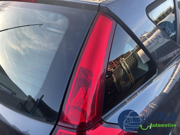 Kia Cee'd Sporty Wagon 1.6 CVVT 16V Sloopvoertuig (2008, Grijs)