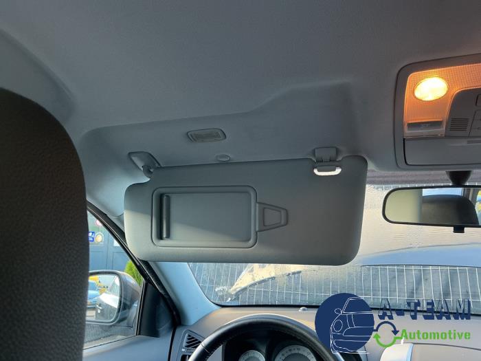 Kia Cee'd Sporty Wagon 1.6 CVVT 16V Sloopvoertuig (2008, Grijs)