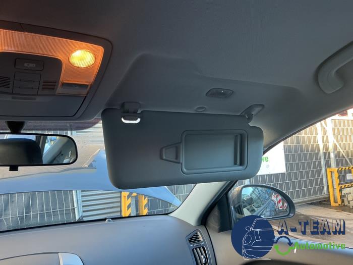 Kia Cee'd Sporty Wagon 1.6 CVVT 16V Sloopvoertuig (2008, Grijs)