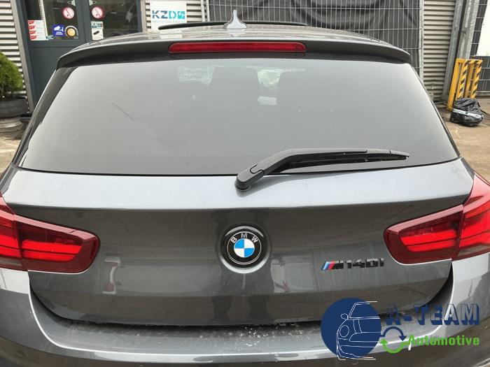 BMW M1 M140i 3.0 24V Sloopvoertuig (2017, Metallic, Grijs)