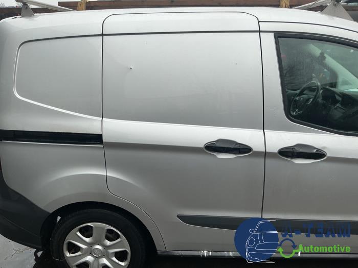 Ford Transit Courier 1.5 EcoBlue Sloopvoertuig (2018, Metallic, Zilvergrijs)