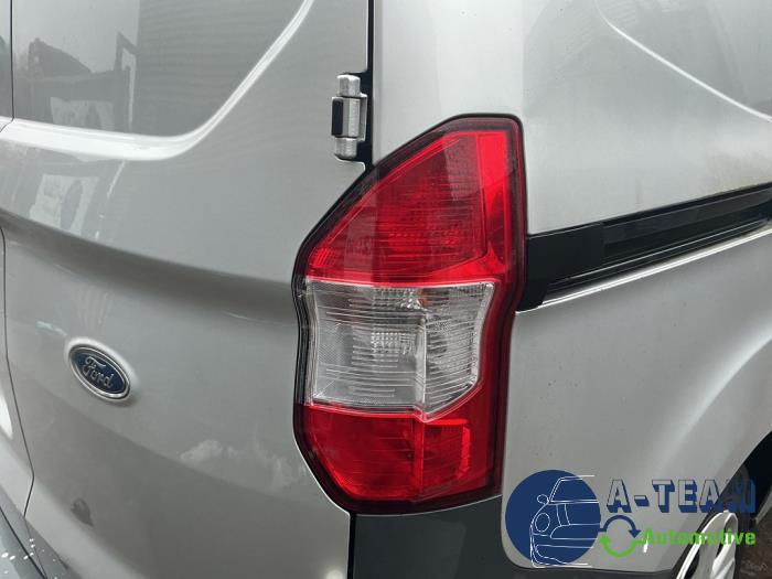 Ford Transit Courier 1.5 EcoBlue Sloopvoertuig (2018, Metallic, Zilvergrijs)