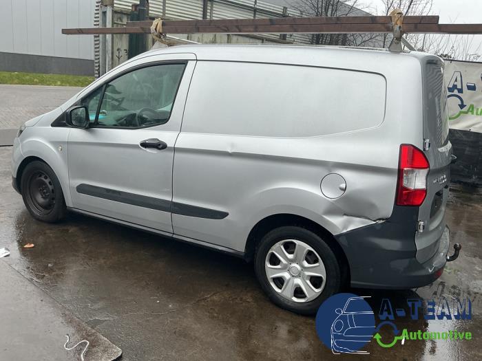Ford Transit Courier 1.5 EcoBlue Sloopvoertuig (2018, Metallic, Zilvergrijs)