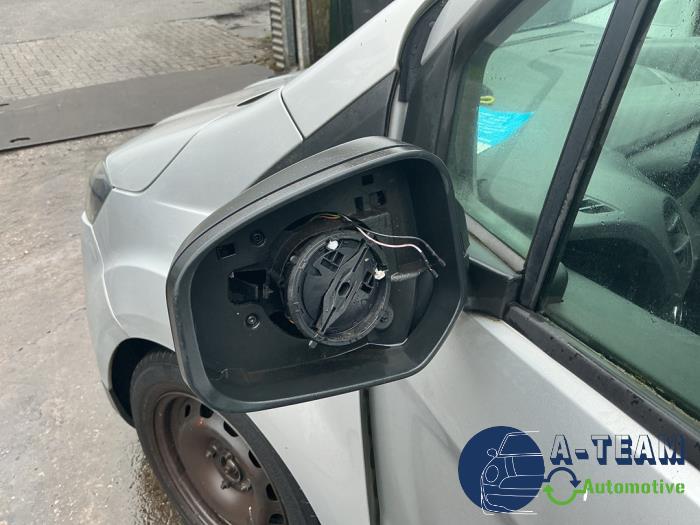 Ford Transit Courier 1.5 EcoBlue Sloopvoertuig (2018, Metallic, Zilvergrijs)