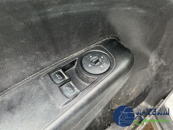 Ford Transit Courier 1.5 EcoBlue Sloopvoertuig (2018, Metallic, Zilvergrijs)