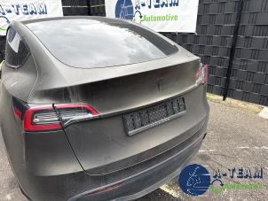 Tesla Model Y Long Range,Performance Sloopvoertuig (2023, Zwart)