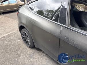Tesla Model Y Long Range,Performance Sloopvoertuig (2023, Zwart)