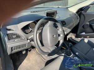 Renault Megane III Berline 1.5 dCi 110 Sloopvoertuig (2012, Zwart)