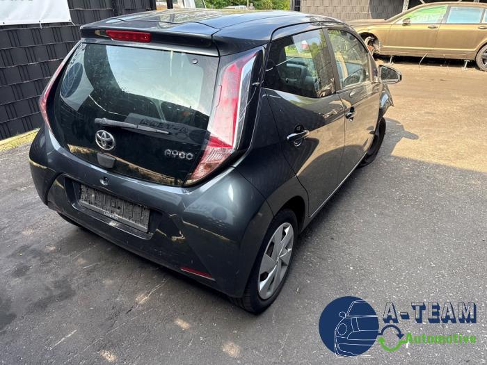 Toyota Aygo 1.0 12V VVT-i Sloopvoertuig (2015, Grijs)