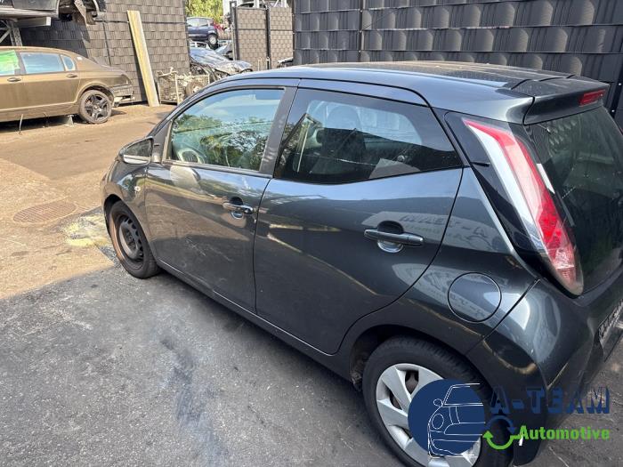 Toyota Aygo 1.0 12V VVT-i Sloopvoertuig (2015, Grijs)
