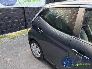 Toyota Aygo 1.0 12V VVT-i Sloopvoertuig (2015, Grijs)