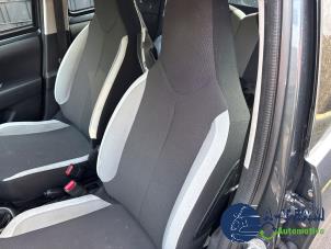 Toyota Aygo 1.0 12V VVT-i Sloopvoertuig (2015, Grijs)