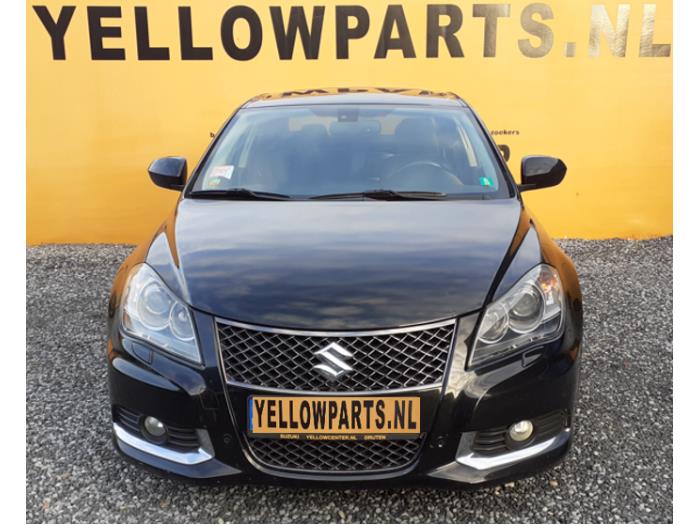 Suzuki Kizashi 2.4 16V 4x4 Sloopvoertuig (2011, Zwart)
