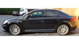 Suzuki Kizashi 2.4 16V 4x4 Sloopvoertuig (2011, Zwart)