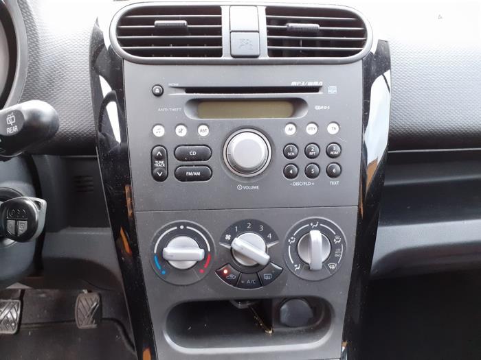 Suzuki Splash 1.2 VVT 16V Sloopvoertuig (2014, Rood)