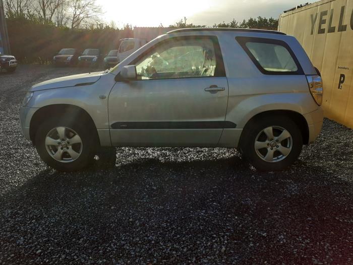 Suzuki Grand Vitara II 1.6 16V Sloopvoertuig (2007, Grijs)