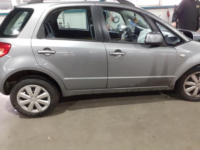 Suzuki SX4 1.5 16V VVT Base,Comfort Sloopvoertuig (2010, Grijs)