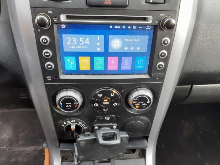 Suzuki Grand Vitara II 2.0 16V Sloopvoertuig (2006, Grijs)