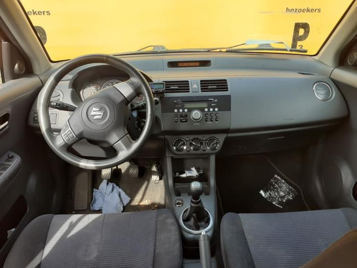 Suzuki Swift 1.3 VVT 16V Sloopvoertuig (2009, Zwart)