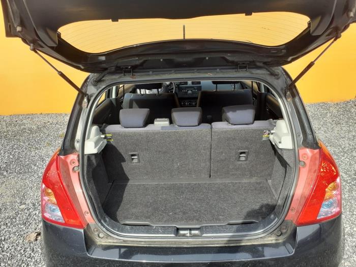 Suzuki Swift 1.3 VVT 16V Sloopvoertuig (2009, Zwart)