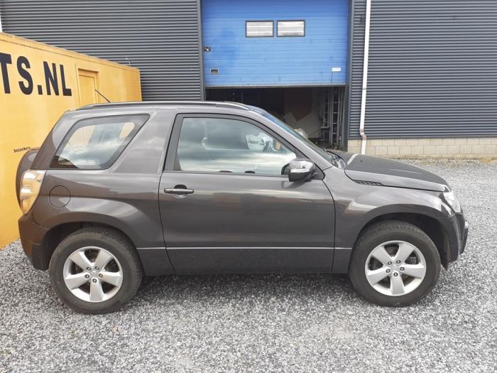 Suzuki Grand Vitara II 2.4 16V Sloopvoertuig (2008, Grijs)