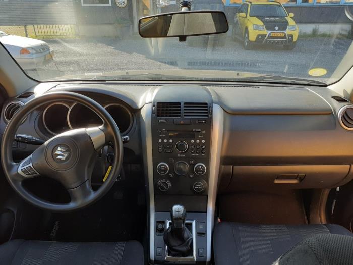 Suzuki Grand Vitara II 2.4 16V Sloopvoertuig (2008, Grijs)