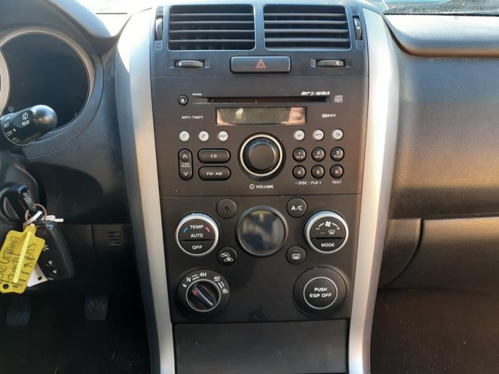 Suzuki Grand Vitara II 2.4 16V Sloopvoertuig (2008, Grijs)