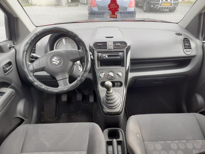 Suzuki Splash 1.0 12V Sloopvoertuig (2009, Rood)