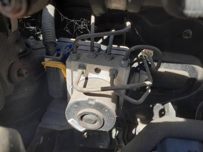 Suzuki Wagon-R+ 1.2 16V Sloopvoertuig (2007, Zwart)