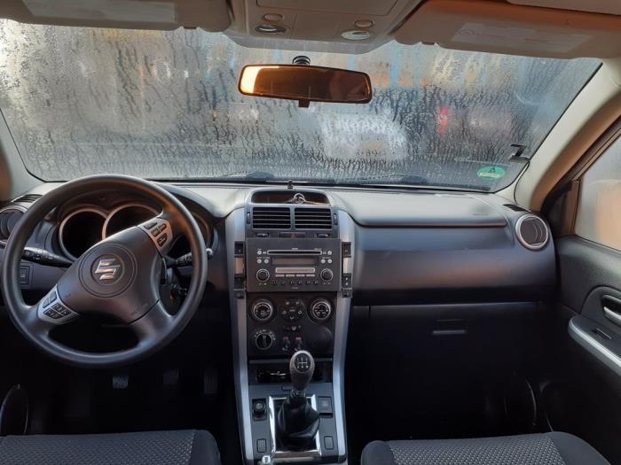 Suzuki Grand Vitara II 2.0 16V Sloopvoertuig (2006)