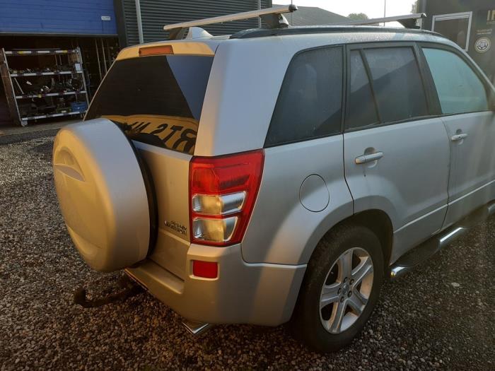Suzuki Grand Vitara II 2.0 16V Sloopvoertuig (2006)