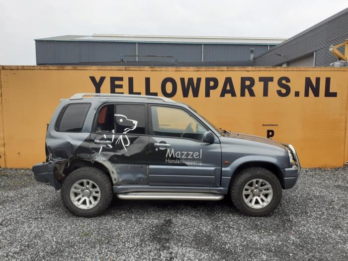 Suzuki Grand Vitara I 2.0 16V Sloopvoertuig (2005, Grijs)