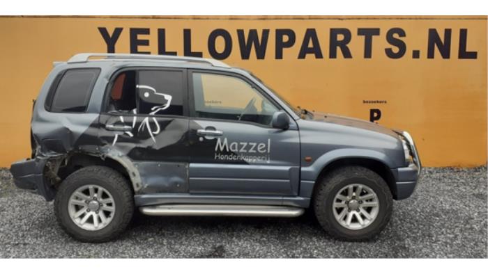 Suzuki Grand Vitara I 2.0 16V Sloopvoertuig (2005, Grijs)