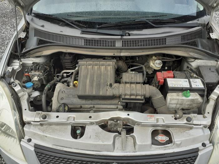 Suzuki Swift 1.3 VVT 16V Sloopvoertuig (2005, Grijs)