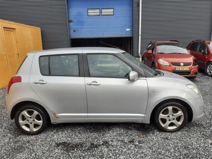 Suzuki Swift 1.3 VVT 16V Sloopvoertuig (2005, Grijs)