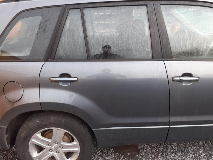 Suzuki Grand Vitara II 2.0 16V Sloopvoertuig (2006, Grijs)